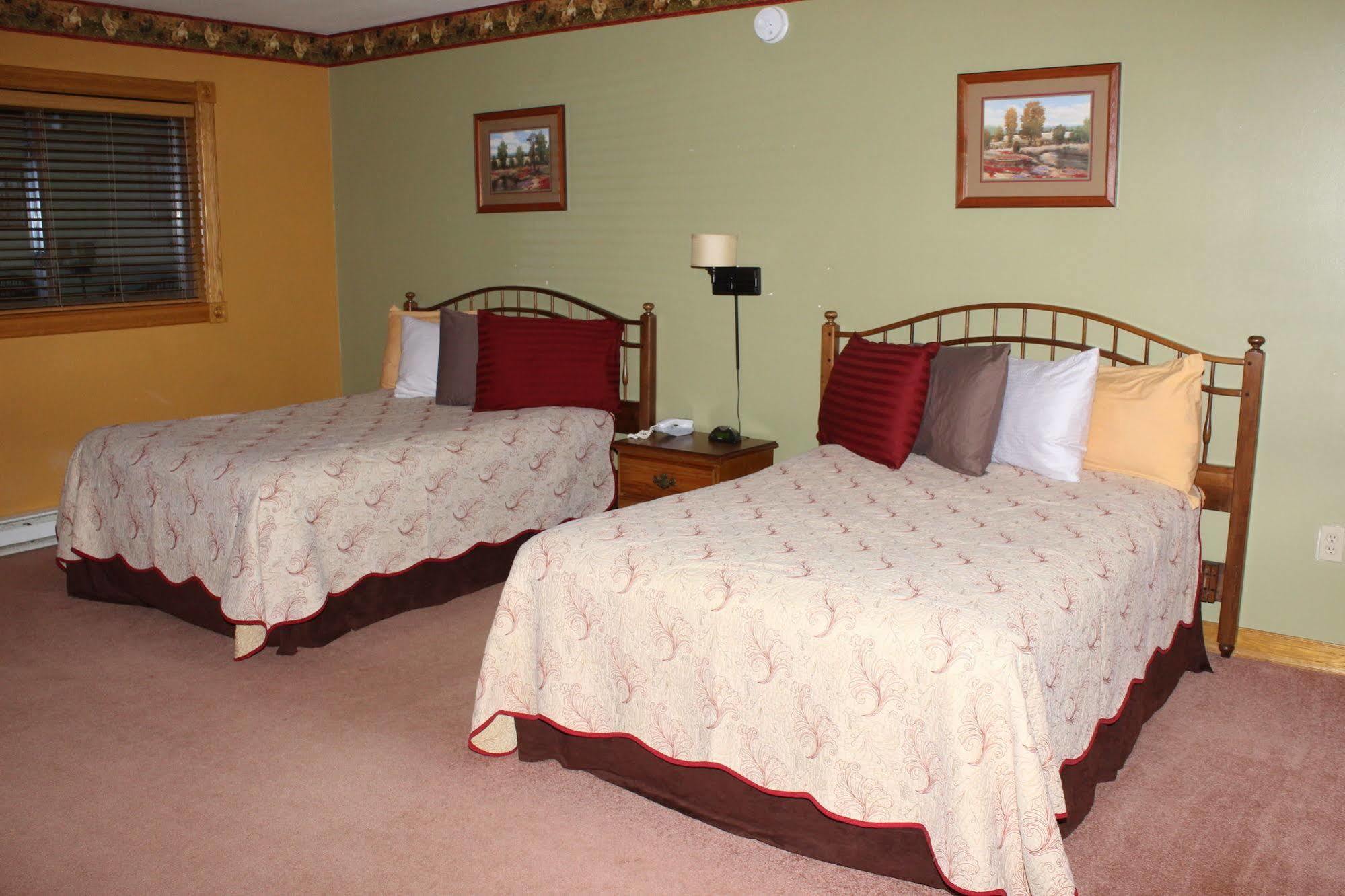 Blue Spruce Motel Massena Exterior foto